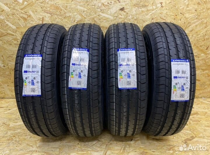 Triangle Connex Van TV701 215/70 R15C 109S