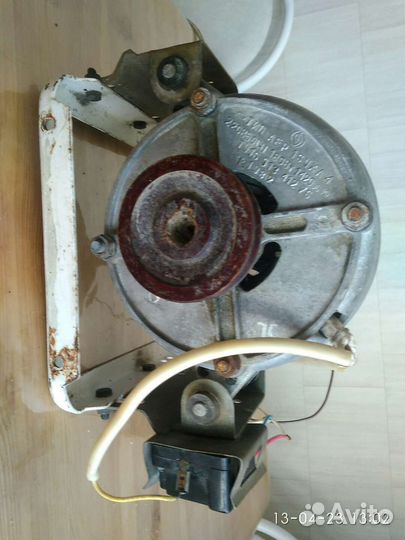 Электро двигатель с реверсом