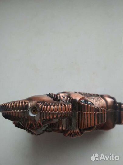 Зажигалка новая