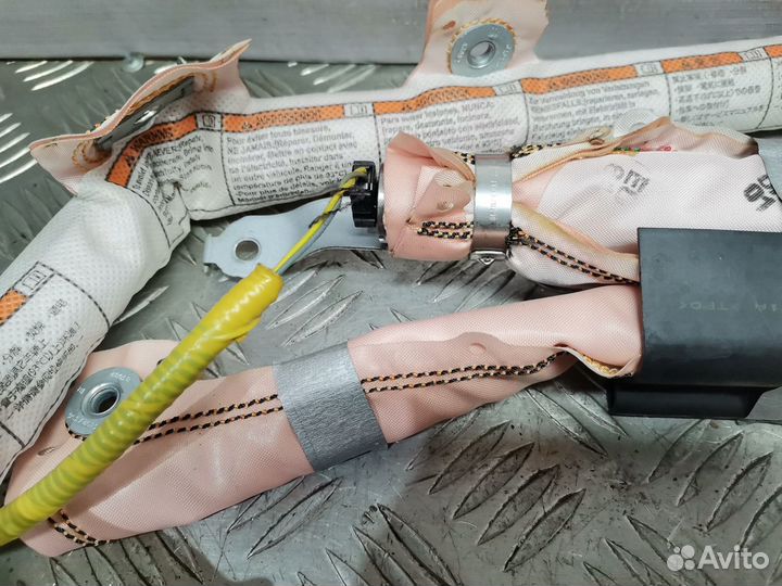 Шторка левая потолочная Suzuki SX4 s-cross