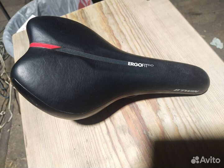 Сиденье от велосипеда btwin