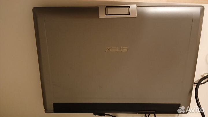 Ноутбук asus F5RL