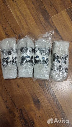 Шерстяные варежки новые