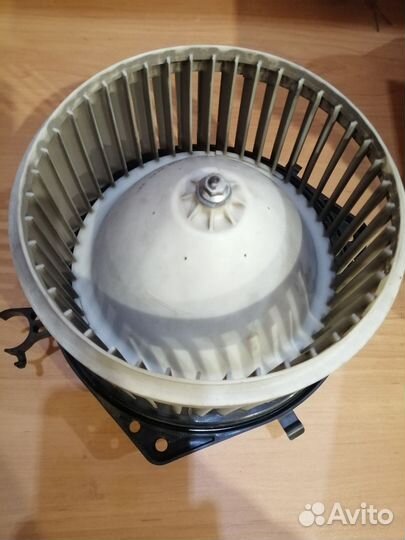 Моторчик печки. Лагуна 3