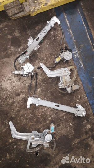 Электрический стеклоподъемник Kia Rio 2000 - 05