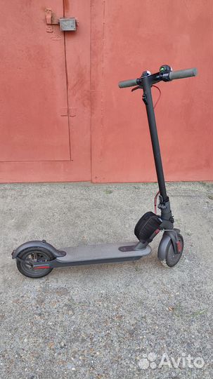 Электросамокат Xiaomi Mijia M365