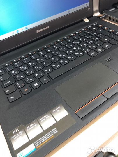 Ноутбук Lenovo 80MX