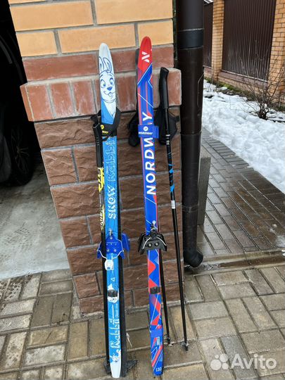 Лыжы 130, палки 120, ботинки 33р