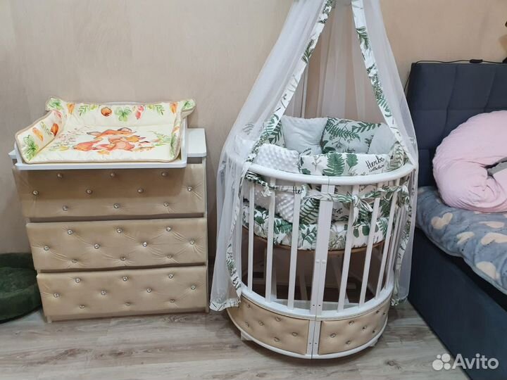Детская овальная кроватка