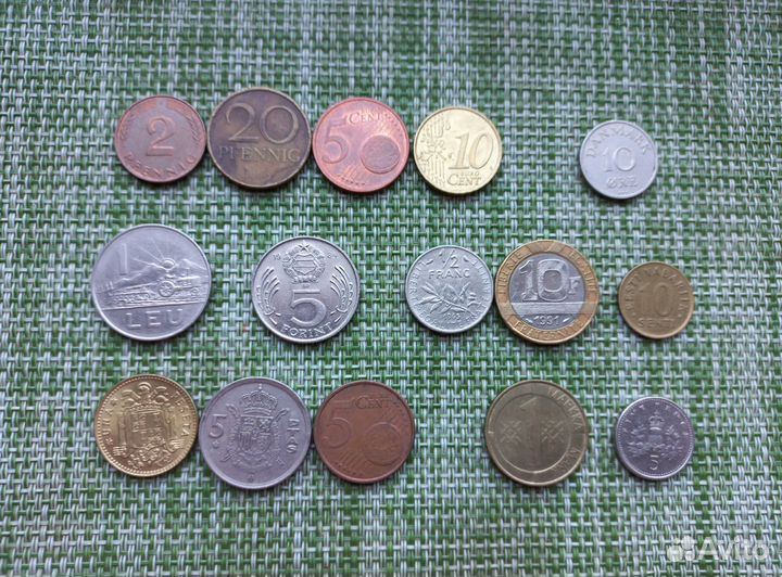 Монеты мира по 25р. Плюс обмен