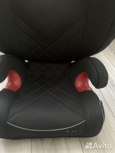 Автокресло (15-36 кг) Recaro Monza Nova