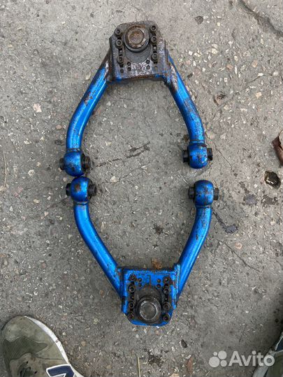 Передние регулируемые рычаги kts