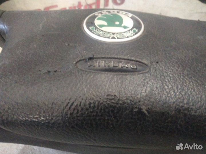 Руль Skoda Octavia A4 tour