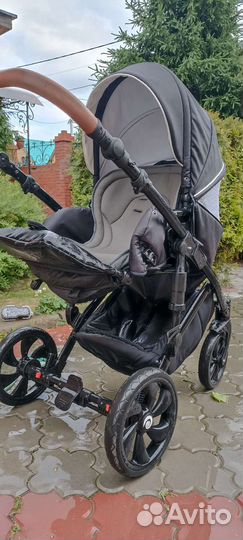 Коляска zippy 2 в 1