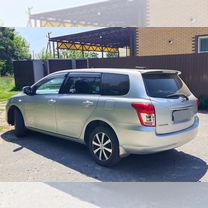 Toyota Corolla Fielder 1.5 CVT, 2011, 260 000 км, с пробегом, цена 1 000 000 руб.