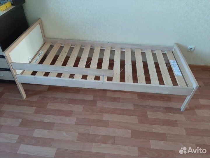 Детская кровать IKEA с матрасом