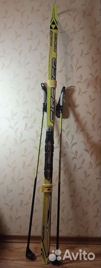 Беговые лыжи