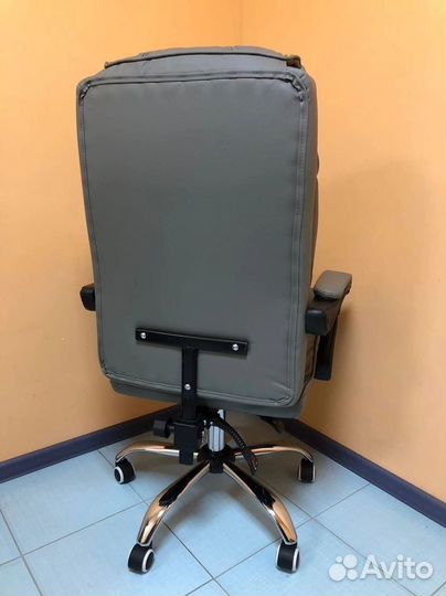 Кресло для игр. Игровое кресло с массажем