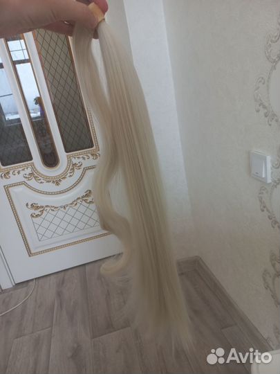 Искусственные волосы на крабе и на заколках