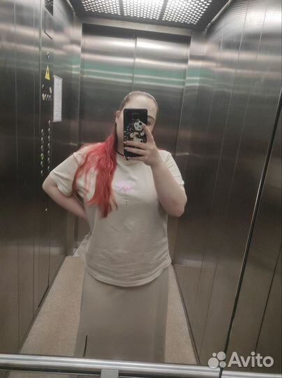 Юбка бежевая миди с разрезом 52 размер