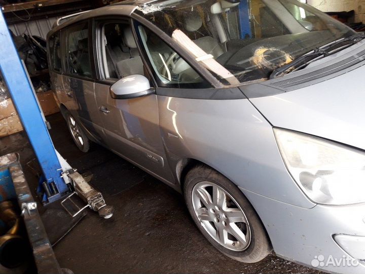 Разбор на запчасти Renault Espace 4 2002