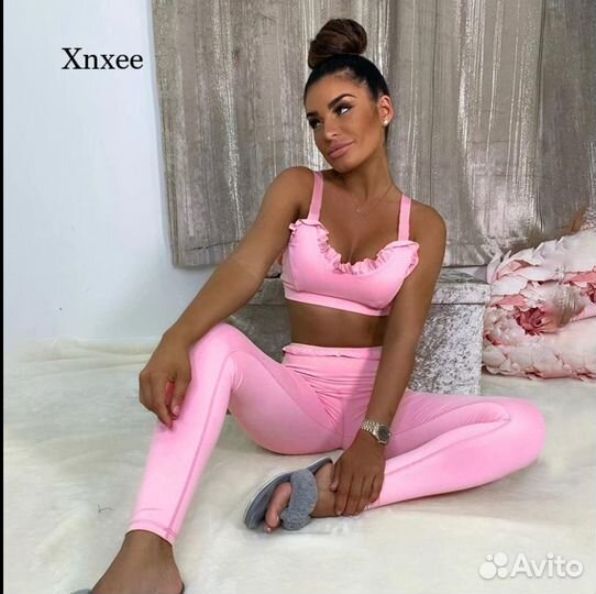 Костюм для фитнеса и прогулок