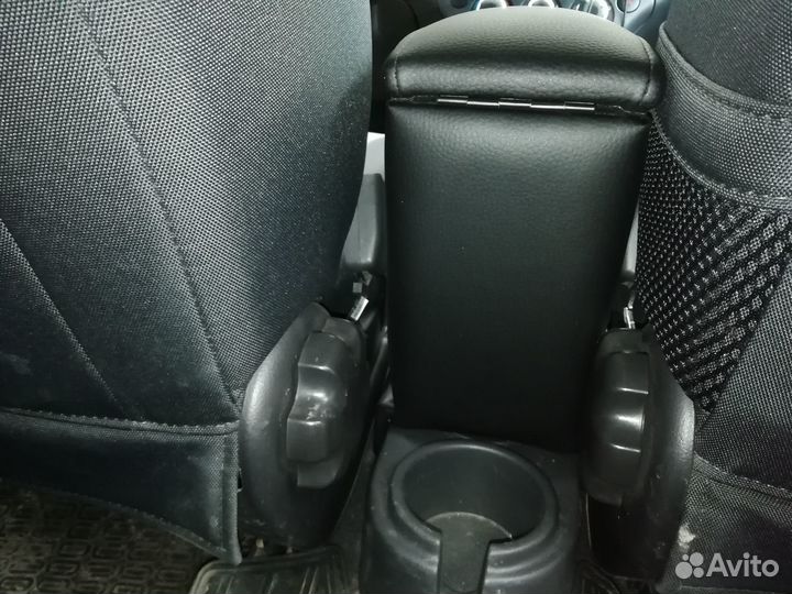 Подлокотник Шевроле Авео Т200-Т250 Chevrolet Aveo