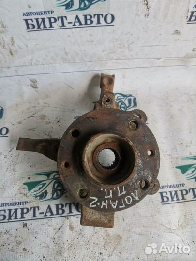 Кулак поворотный передний правый Renault Logan II