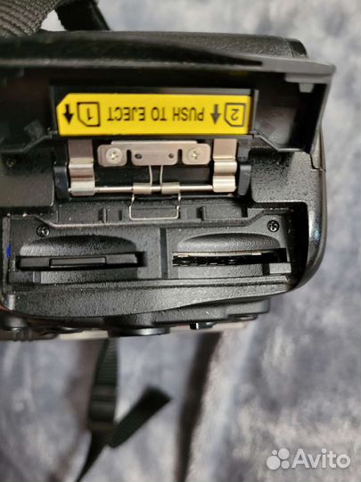 Зеркальный фотоаппарат nikon d7000 body