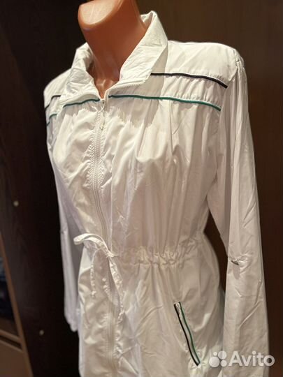 Продаются женский спортивный костюм