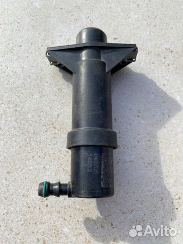 Насос-форсунка омывателя фар Mazda Mazda3 BK