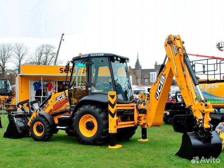 Стекло заднее на экскаватор-погрузчик JCB 3CX, 4CX