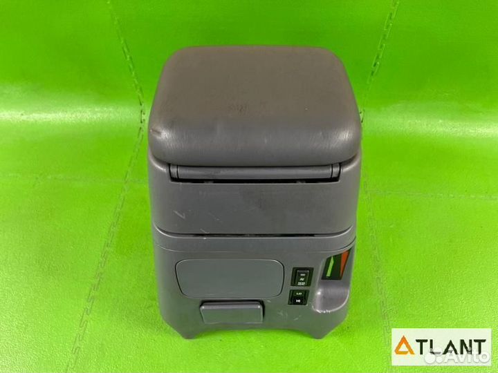 Бардачок между сиденьями toyota prado