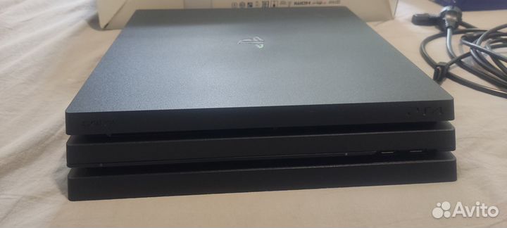 Игровая консоль Sony PlayStation 4 Pro 1 Tb