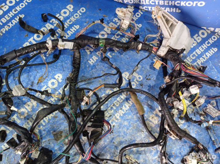 Проводка под торпеду Toyota Verso минивен 2ZR-FE