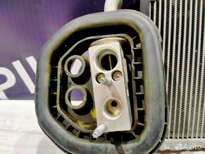 Испаритель кондиционера Mercedes-Benz 212.047 E