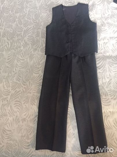 Костюм жилетка и брюки