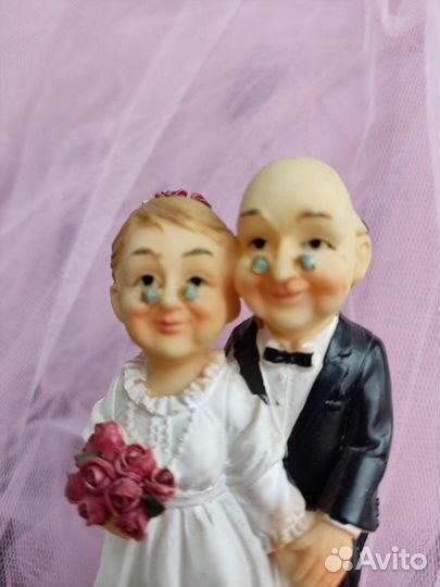 Свадебная фигурка на торт