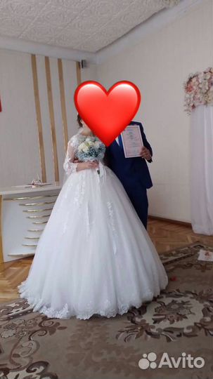 Свадебное платье