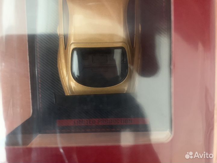 Модель 1:64 Toyota Supra