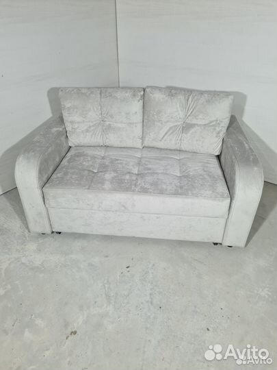 Диван раскладной новый