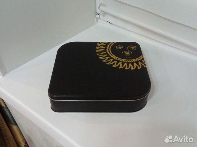 Банка металлическая для хранения