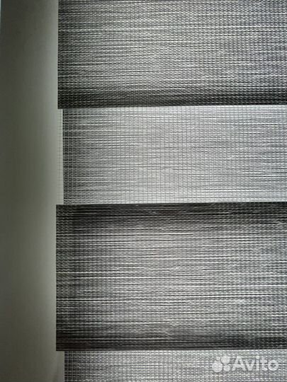 Жалюзи рулонные день и ночь