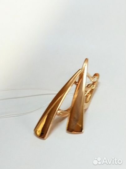 Золотые серьги
