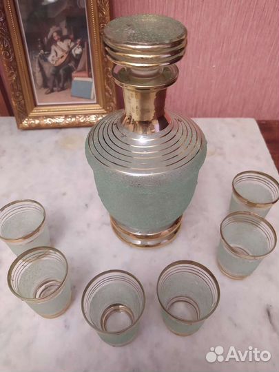 Винтажный Графин, зелёное напыление 50-е года