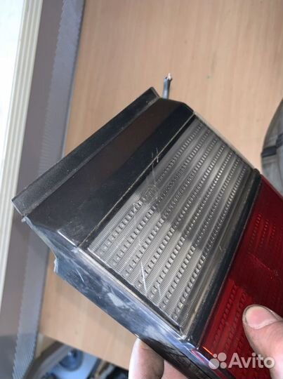 Фонарь задний внутренний левый VW passat B3 88-93