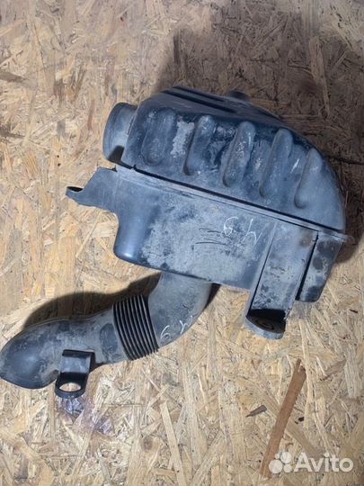 Резонатор воздушного фильтра Volkswagen Golf 1K