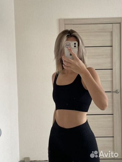 Спортивный костюм женский