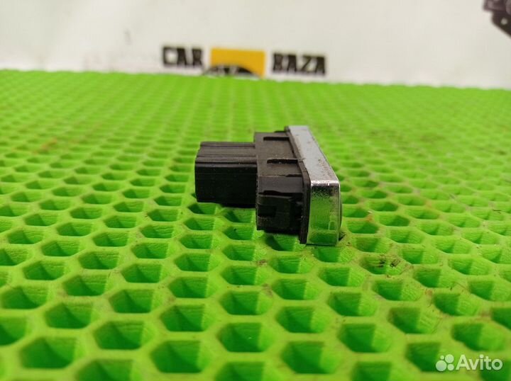 Кнопка аварийной сигнализации