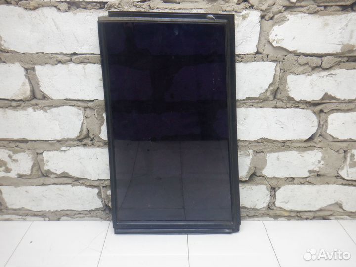 Форточка двери задней Pajero Montero II V1 V2 V3 V4